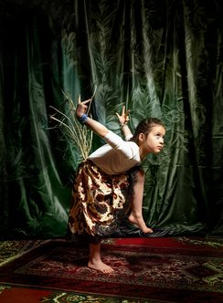 Stacii Samidin - Kakek opa ik (staand)(RGBhighres) 2026 (LR)